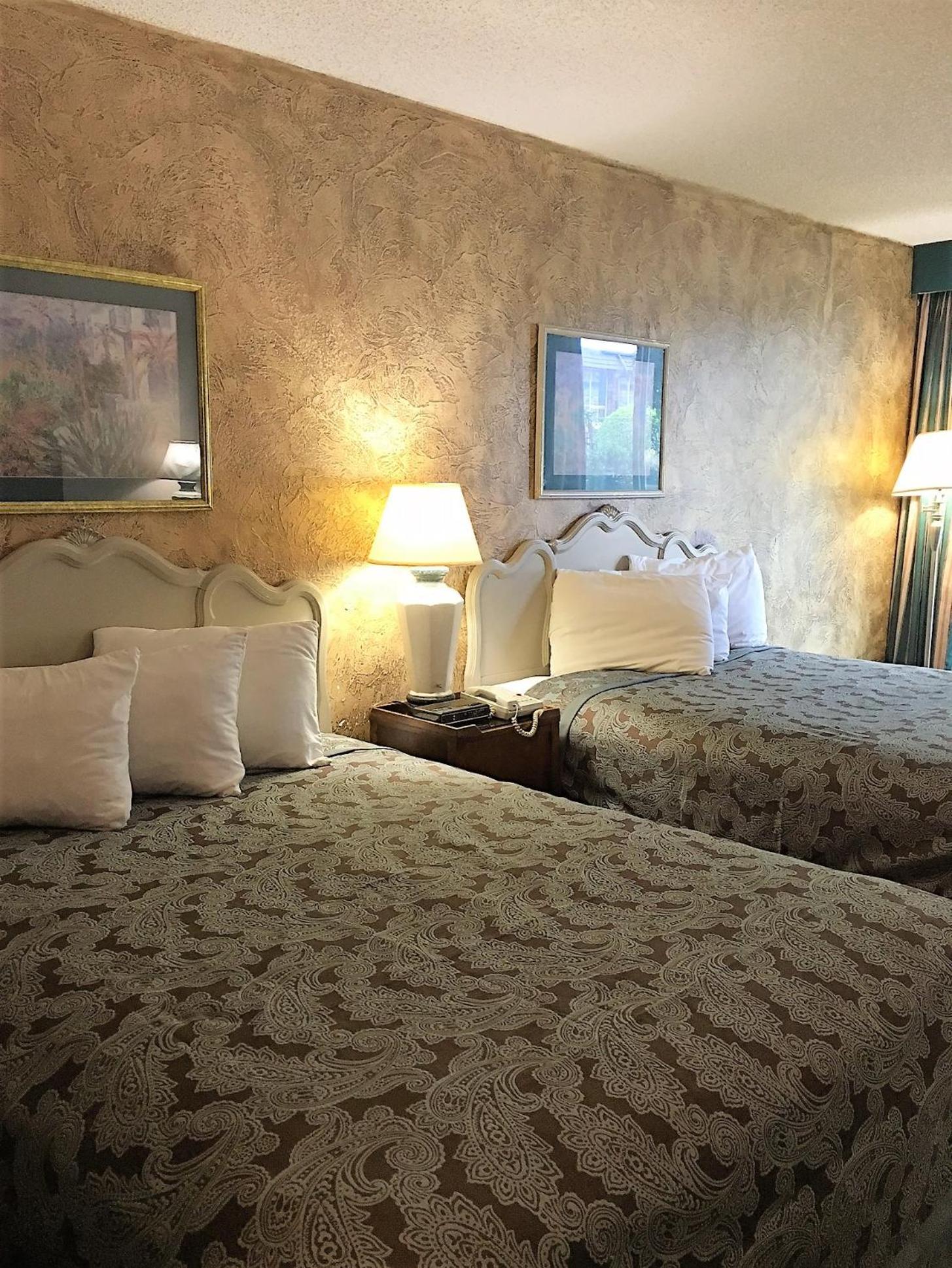 The Biltmore Hotel Oklahoma Chambre photo